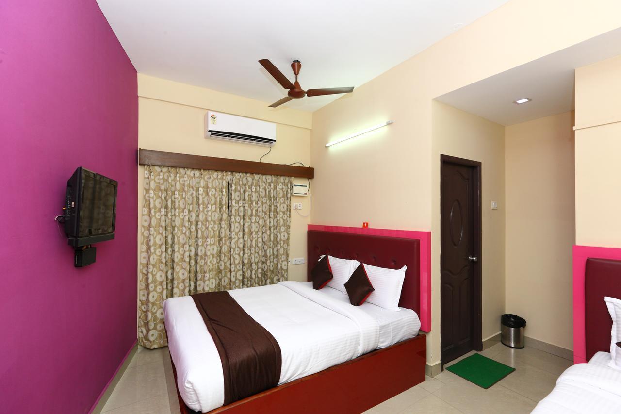 Oyo 8410 Rajeswari Tower Hotell Chennai Exteriör bild
