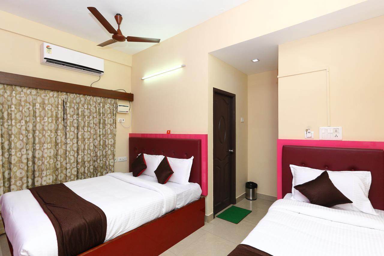Oyo 8410 Rajeswari Tower Hotell Chennai Exteriör bild