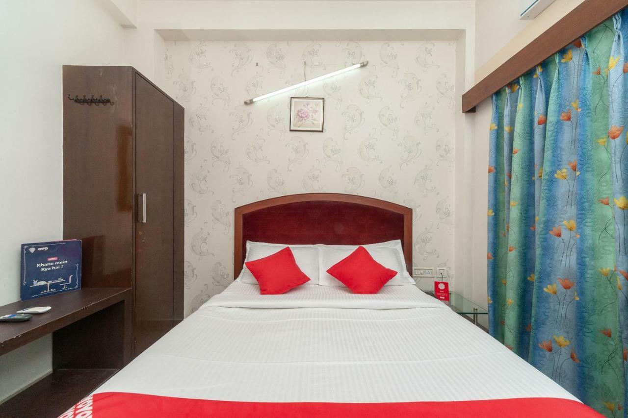 Oyo 8410 Rajeswari Tower Hotell Chennai Exteriör bild